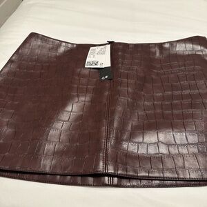 H&M Croc-Embossed Skirt in Deep Brown